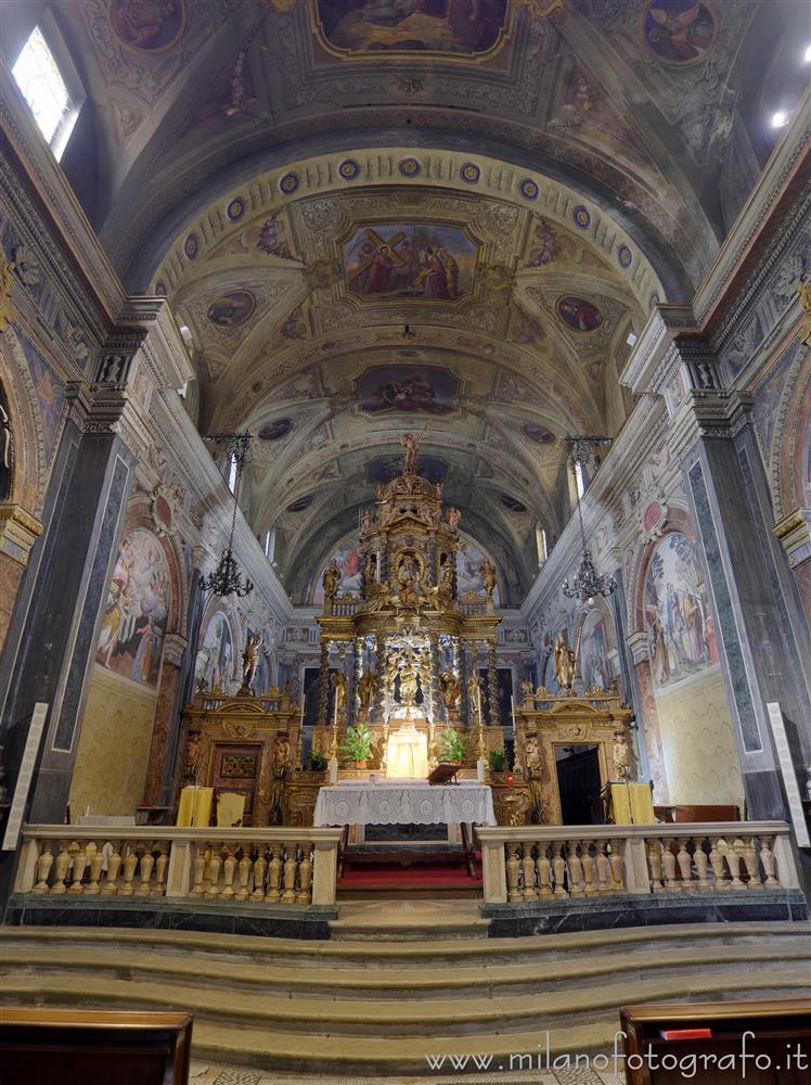 Biella (Italy) - Presbytery and choir of the Church of the Holy Trinity